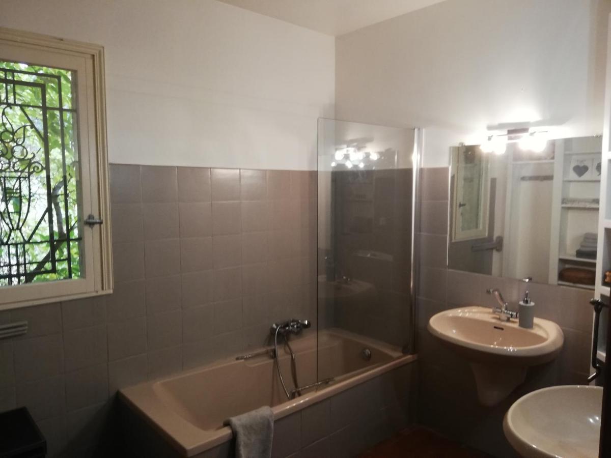 Chambre Lumineuse, Calme Absolu Allauch Exterior photo
