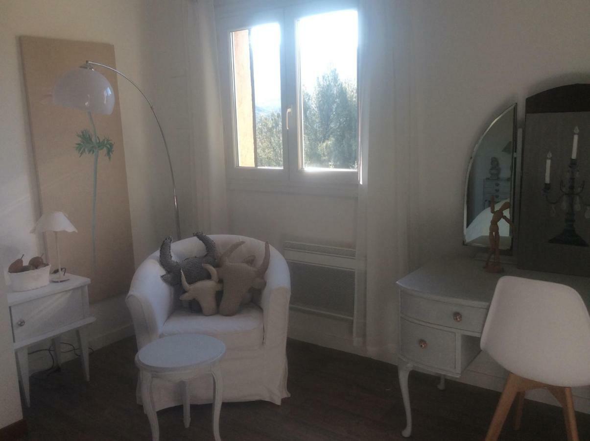 Chambre Lumineuse, Calme Absolu Allauch Exterior photo