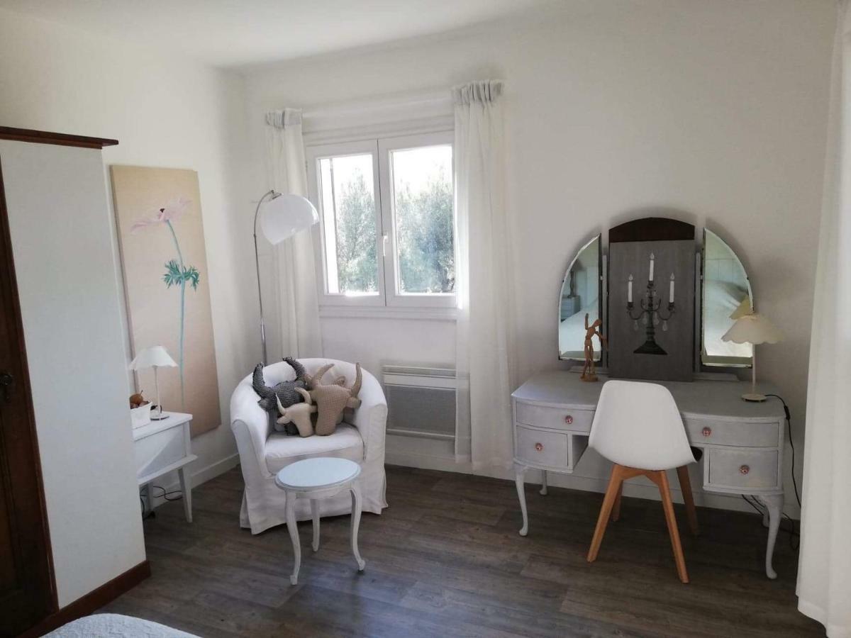 Chambre Lumineuse, Calme Absolu Allauch Exterior photo